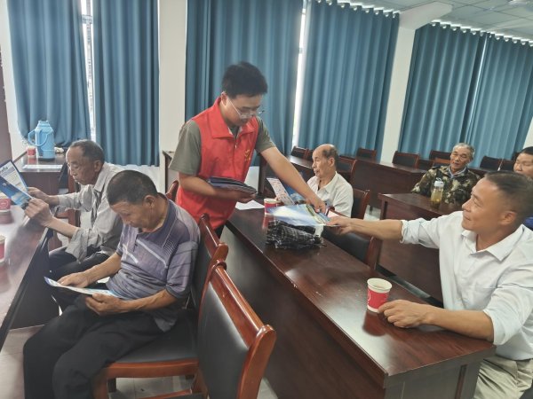 泸深投 怀宁三桥：“志愿红”勾勒平安和谐景 _大皖新闻 | 安徽网